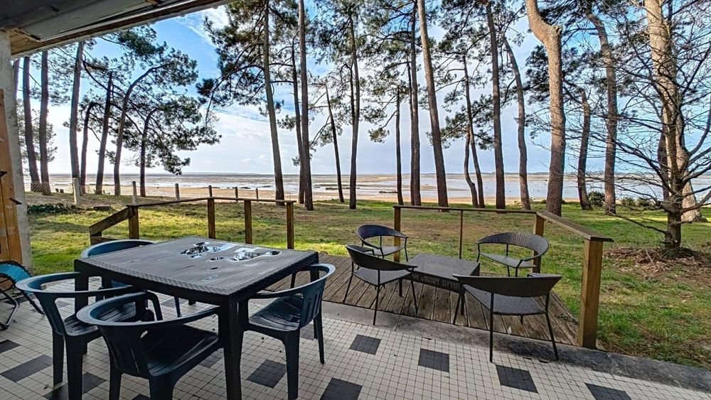 � vendre  Maison Ar�s (33740)