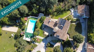  Maison � vendre 8 pi�ces 213 m�