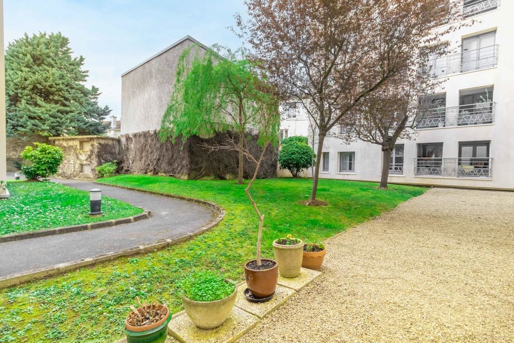 � vendre  Appartement Versailles (78000)