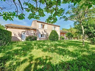  Maison � vendre 8 pi�ces 162 m�