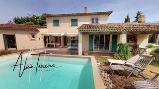  Maison � vendre 8 pi�ces 220 m�