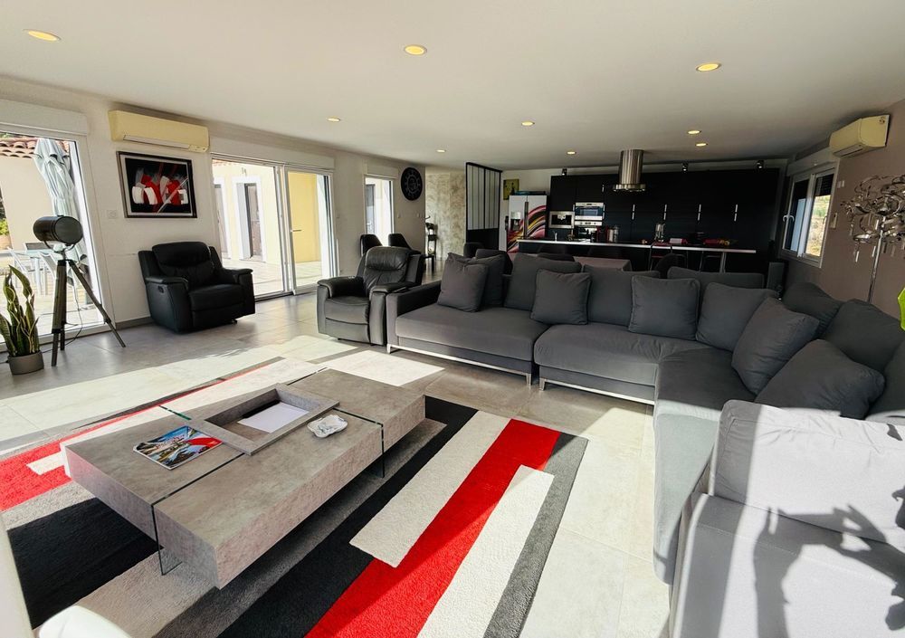 � vendre  Maison Bagnols-en-For�t (83600)