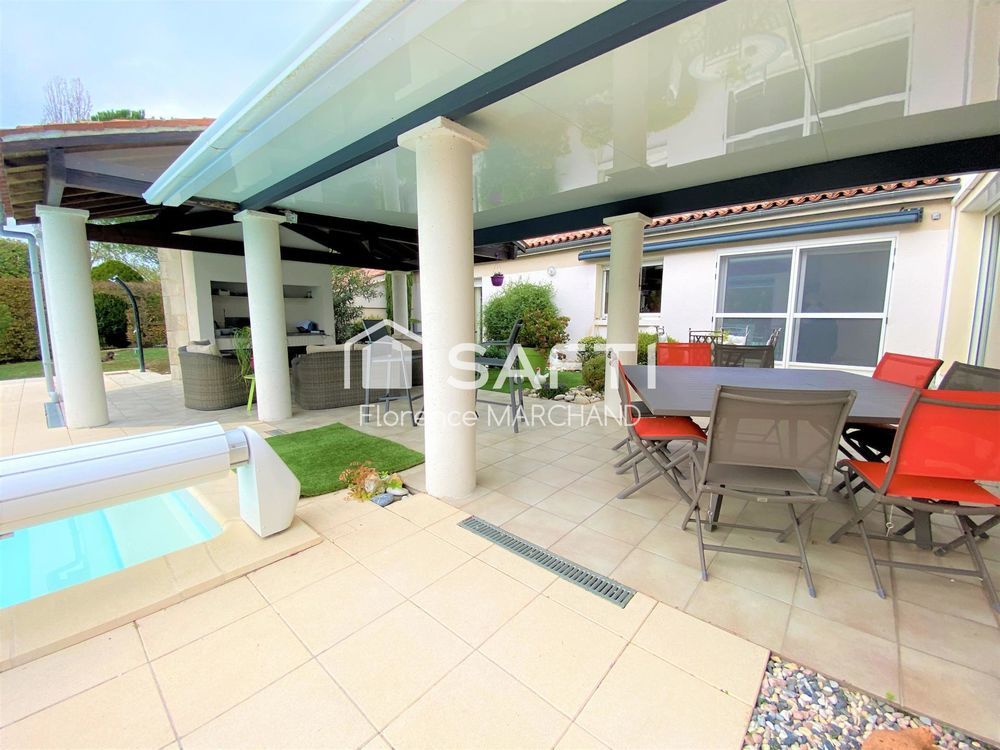 � vendre  Maison Saint-Pierre-le-Vieux (85420)