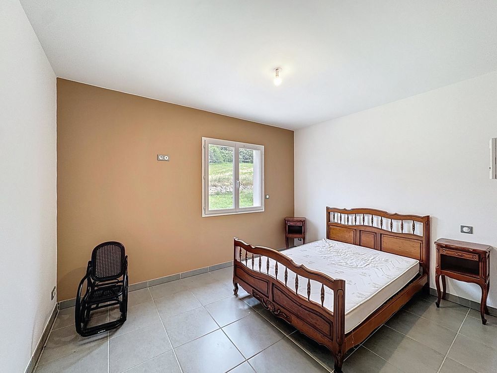 � vendre  Maison Montolieu (11170)