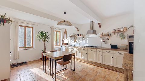   Maison de caract�re r�nov�e Maison - 6 pi�ce(s) - 120 m�