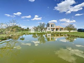  Maison � vendre 10 pi�ces 218 m�