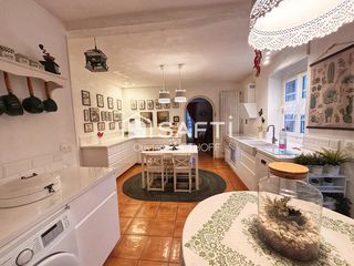  Maison � vendre 6 pi�ces 210 m�