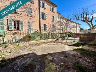  Immeuble � vendre 466 m�