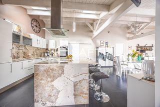  Maison � vendre 6 pi�ces 196 m�