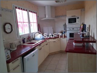  Maison � vendre 10 pi�ces 215 m�