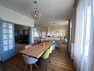  Maison � vendre 9 pi�ces 244 m�