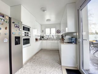  Maison � vendre 8 pi�ces 194 m�