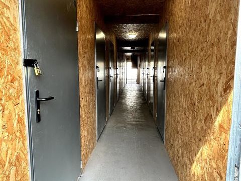 Local de 11 box avec une rentabilit&eacute; inter&eacute;ssante 108333 56350 Saint-jean-la-poterie 56350