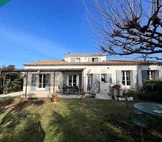  Maison � vendre 5 pi�ces 160 m�