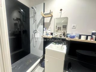  Immeuble � vendre 700 m�