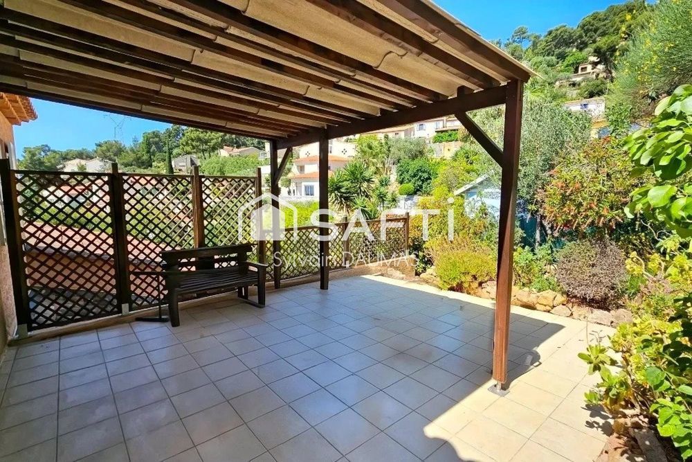 � vendre  Maison Toulon (83200)