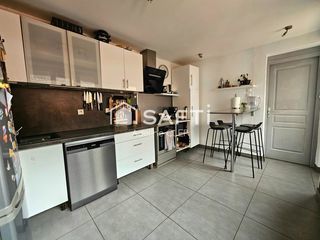  Maison � vendre 8 pi�ces 130 m�