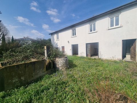   Maison a r�nover  dans un cadre bucolique. Maison - 6 pi�ce(s) - 120 m�