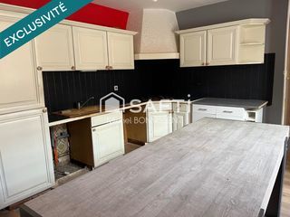  Maison � vendre 4 pi�ces 221 m�