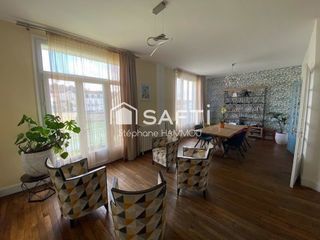  Maison � vendre 9 pi�ces 244 m�