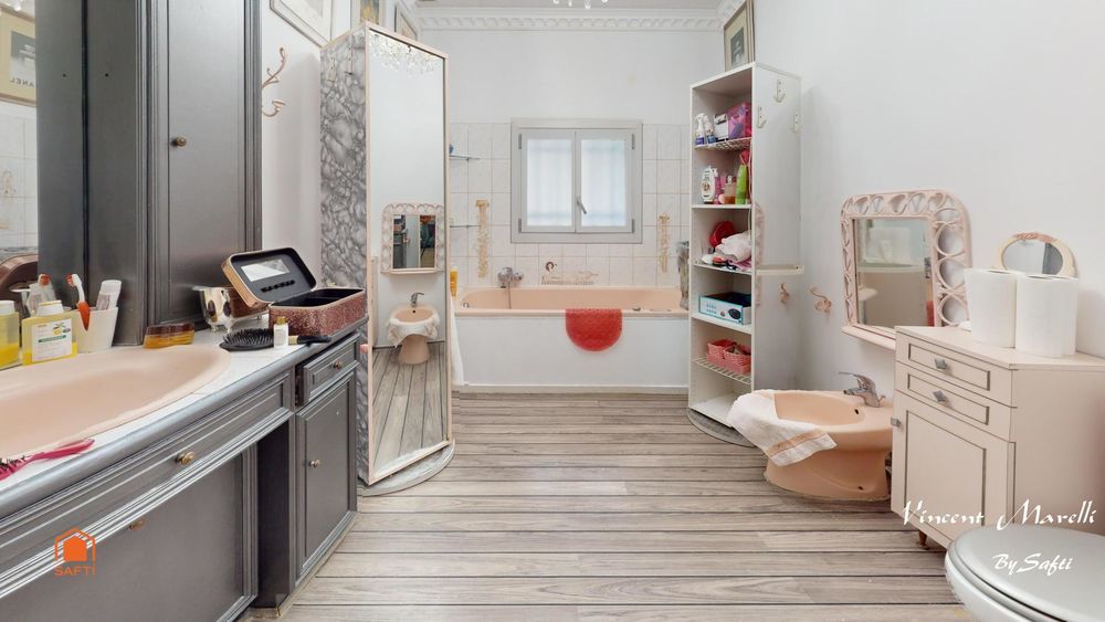 � vendre  Maison Hy�res (83400)