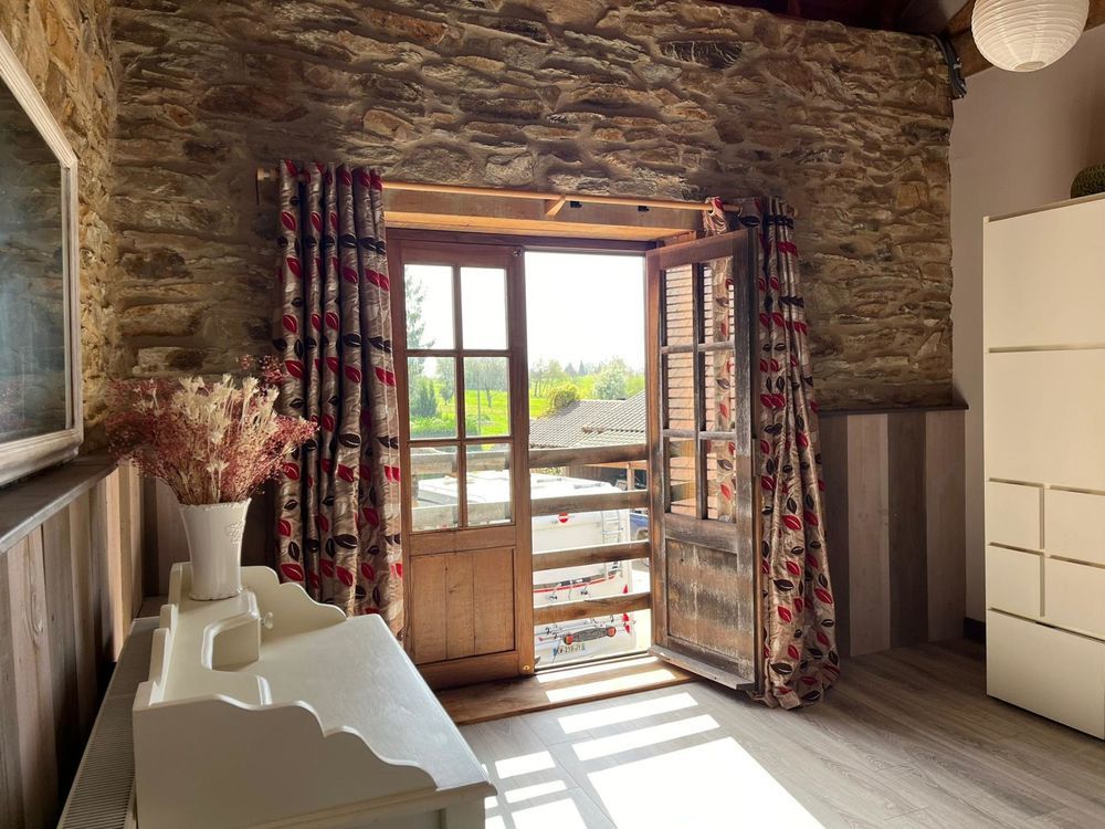 � vendre  Maison Mialet (24450)