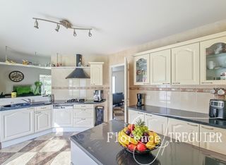  Maison � vendre 5 pi�ces 175 m�