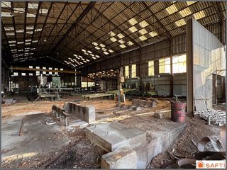  Immeuble � vendre 2500 m�