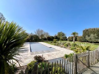  Maison � vendre 15 + pi�ces 400 m�