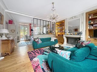  Maison � vendre 8 pi�ces 300 m�