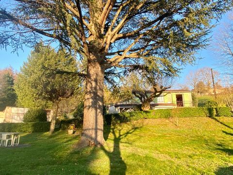   Maison familiale avec terrain attenant et d�pendance Maison - 6 pi�ce(s) - 146 m�