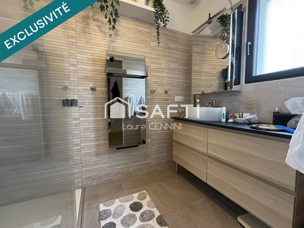 � vendre  Maison Pi�gon (26110)