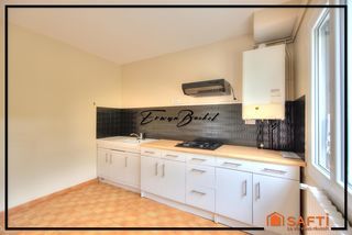  Maison � vendre 8 pi�ces 232 m�