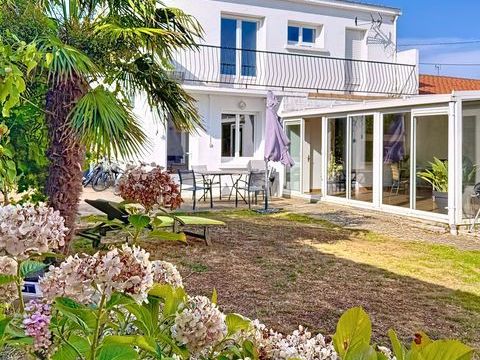   LES SABLES D'OLONNE - La Marceli�re Maison - 6 pi�ce(s) - 138 m�