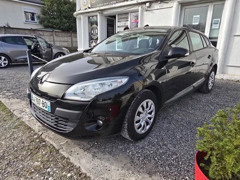Renault M&eacute;gane ESTATE 1.5 DCI 90 AUTHENTIQUE 2011 occasion SAINT JEAN DE LA RUELLE 45140