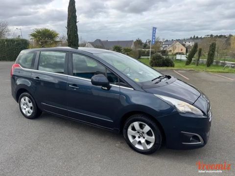 Peugeot 5008 GENERATION-I 1.6 HDI 115 ALLURE 2015 occasion Montjean-sur-Loire 49570