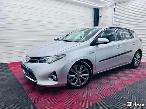 Toyota Auris 1.8 HSD 136H 100 FULL-HYBRID DYNAMIC 17-POUCES BVA 2013 occasion Pessac 33600