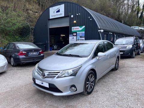 Toyota Avensis 2013 occasion Sathonay-Camp 69580