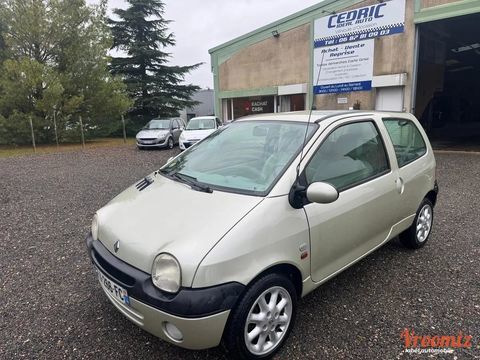 Renault Twingo 1.2 75 INITIALE QUICKSHIFT BVA 2002 occasion Villeneuve-la-Guyard 89340