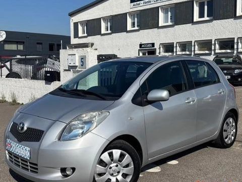 Toyota Yaris 1.3 VVTI 85 LUNA 2007 occasion CHASSIEU 69680