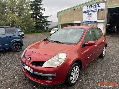 Renault Clio 1.5 DCI 85 PRIVILEGE 2006 occasion Villeneuve-la-Guyard 89340