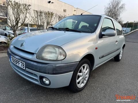 Renault Clio 1.2 60 RXE 2000 occasion Poissy 78300