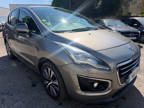 Peugeot 3008 1.6 hdi 115CH bvm6 manuelle garantie 1 AN 2014 occasion ENTRAIGUES-SUR-LA-SORGUE 84320