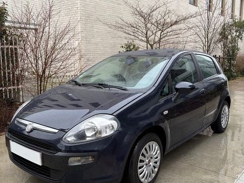 Fiat Punto EVO 1.4L FINITION DYNAMIC 2010 occasion FLEURY-LES-AUBRAIS 45400
