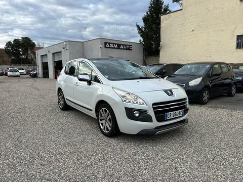 Peugeot 3008 F&eacute;line HYBRID4 200 2.0 HDi 163ch FAP BMP6 + Electric 37ch / 2013 occasion Lyon 8e Arrondissement 69008