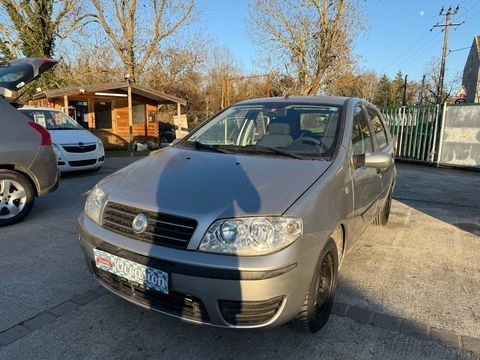 Fiat Punto 5 PORTES 1,2 80 CH PAIEMENT EN PLUSIEURS FOIS 2003 occasion BENNECOURT 78270