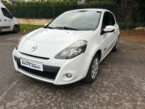 Renault Clio III 1.2L 60 - 94000 kms - 4990e 2011 occasion SENLIS 60300