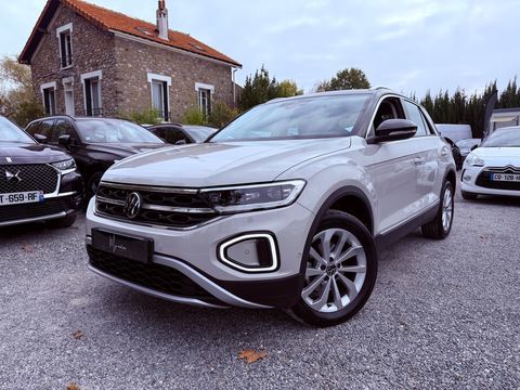Volkswagen T-ROC 1.5 TSI 150 EVO STYLE DSG7 GRIS CRAIE 1er MAIN GARANTIE  2023 occasion LES ESSARTS LE ROI 78690