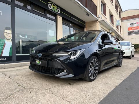 Toyota Corolla Hybride 122h Design toit ouvrant 2019 occasion Goussainville 95190