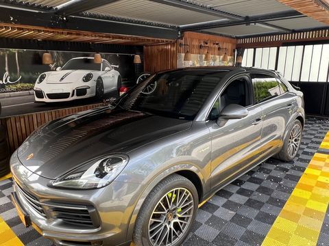 Porsche Cayenne E-hybrid coup&eacute; Full, &eacute;quip&eacute; 2022 occasion La Baule-Escoublac 44500